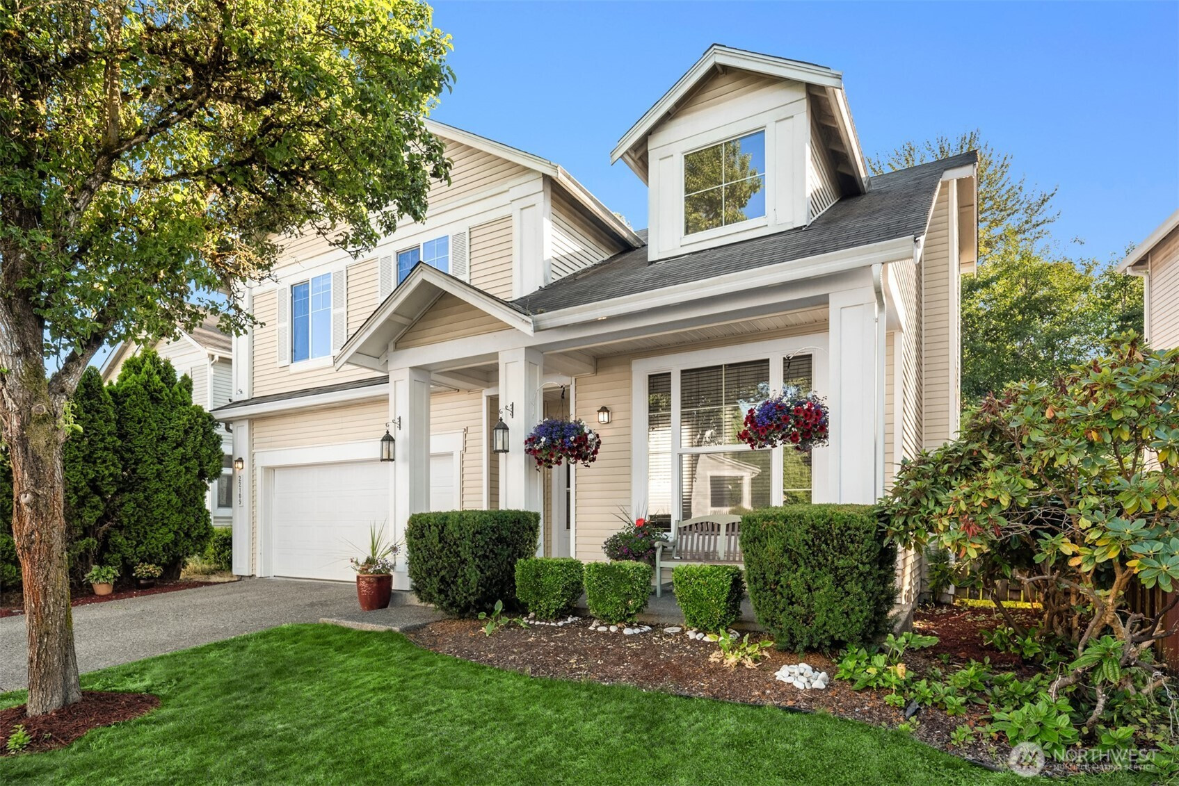 22209 45th Avenue S, Kent, WA 98032