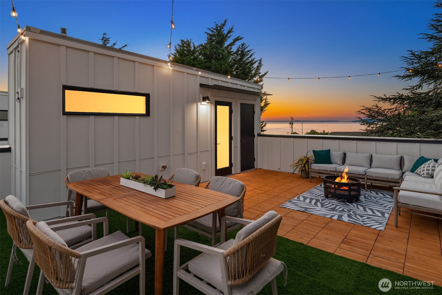 2735 59th Avenue SW, Seattle, WA 98116