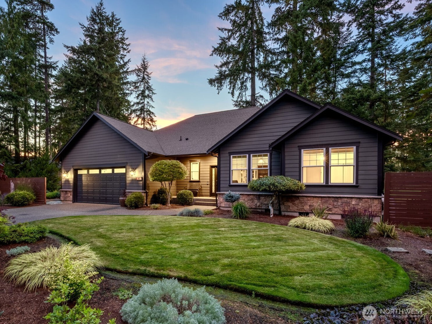 91 E Westwood Lane E, Union, WA 98592