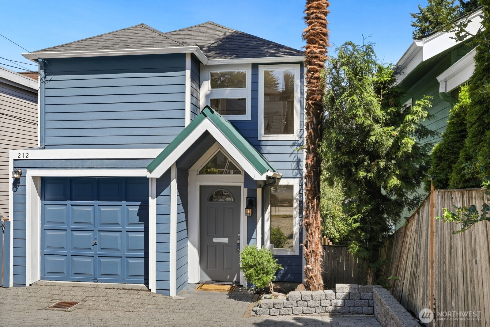 212 27th Avenue E, Seattle, WA 98112