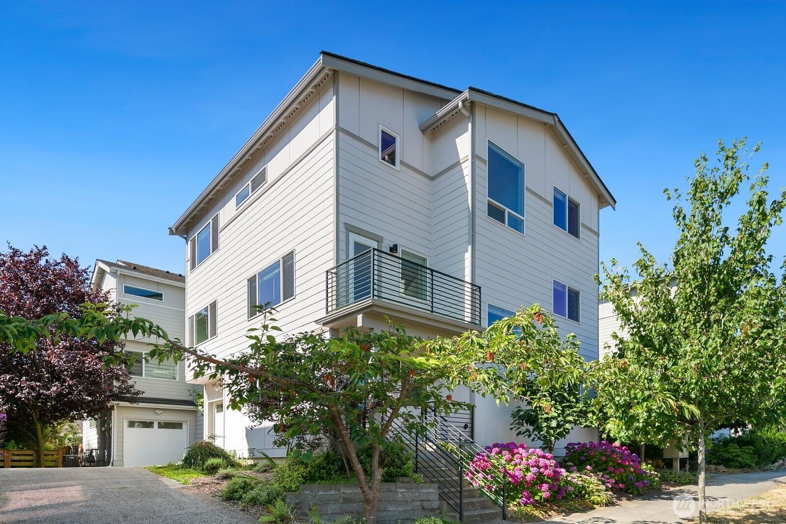 4261 S Holden Street, Seattle, WA 98118