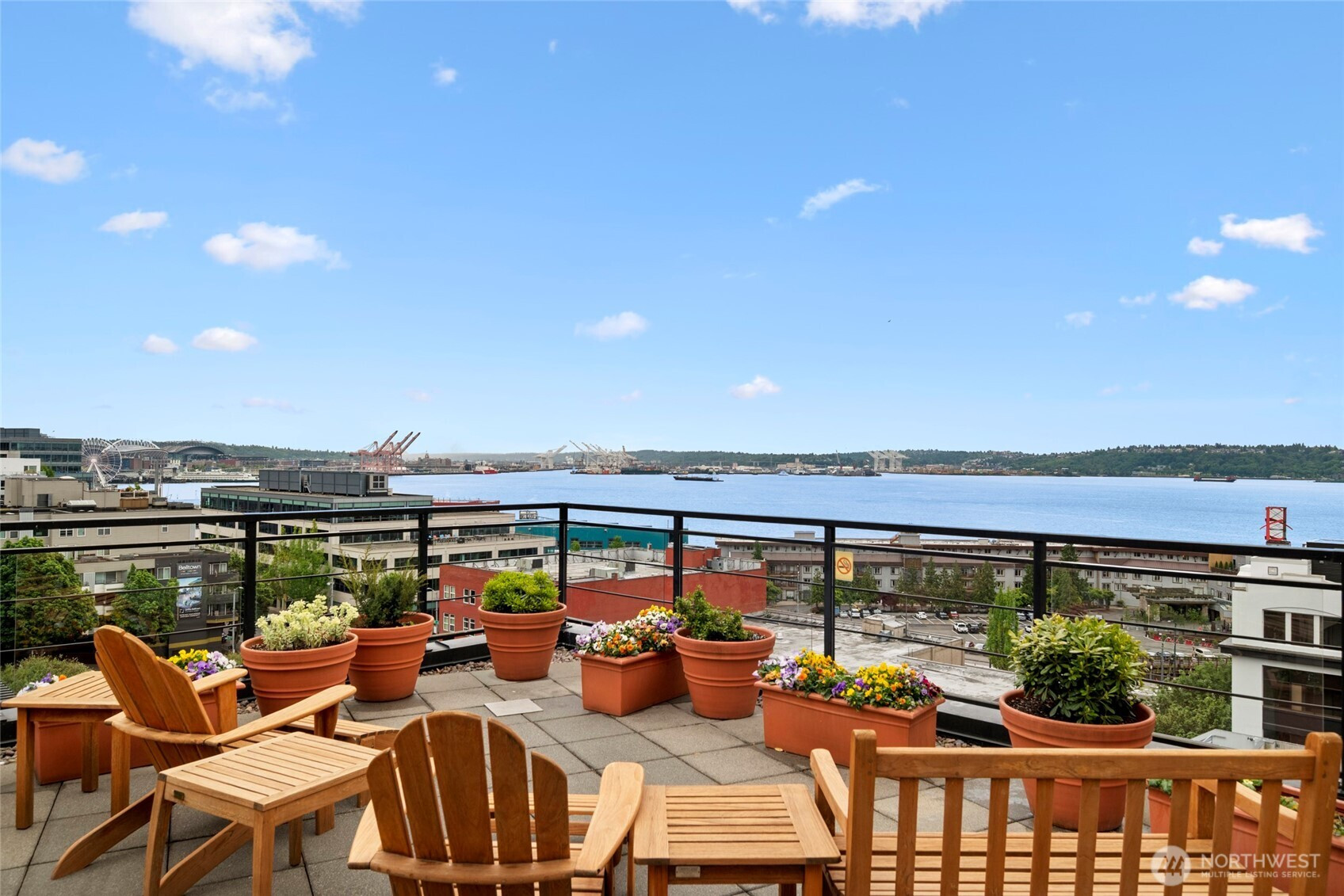 2607 Western Avenue, Seattle, WA 98121
