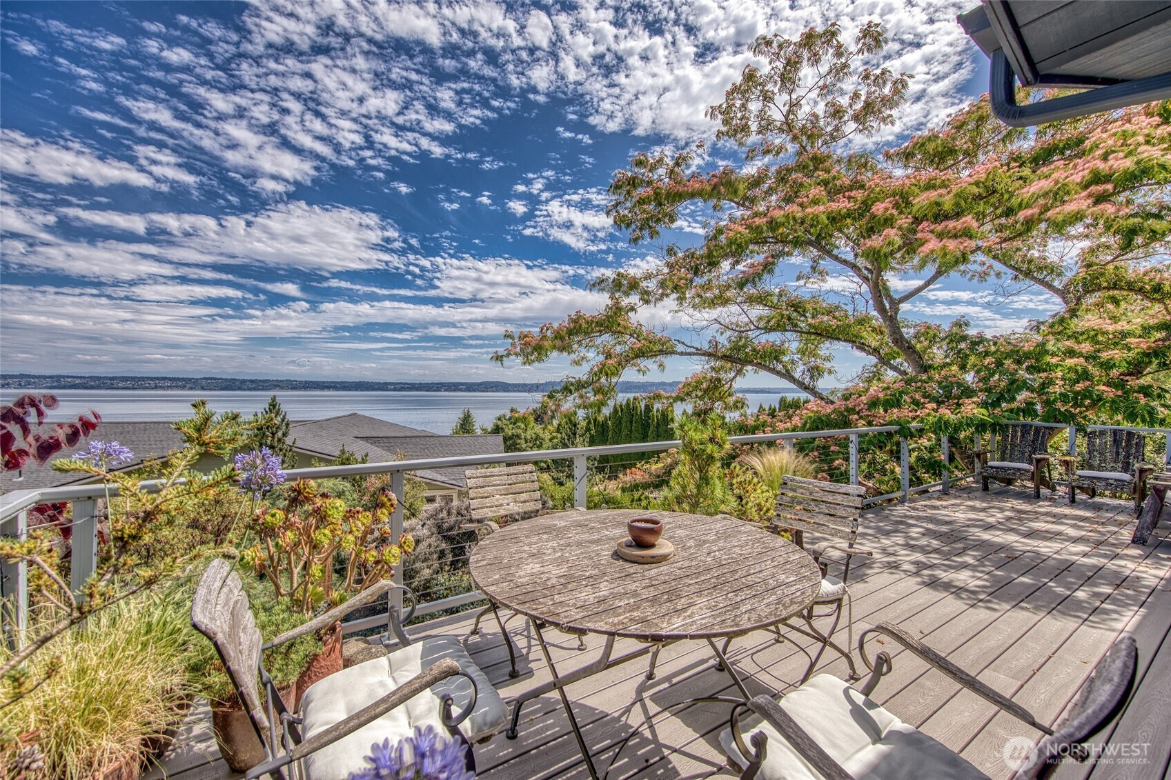 25806 75th Avenue SW, Vashon, WA 98070