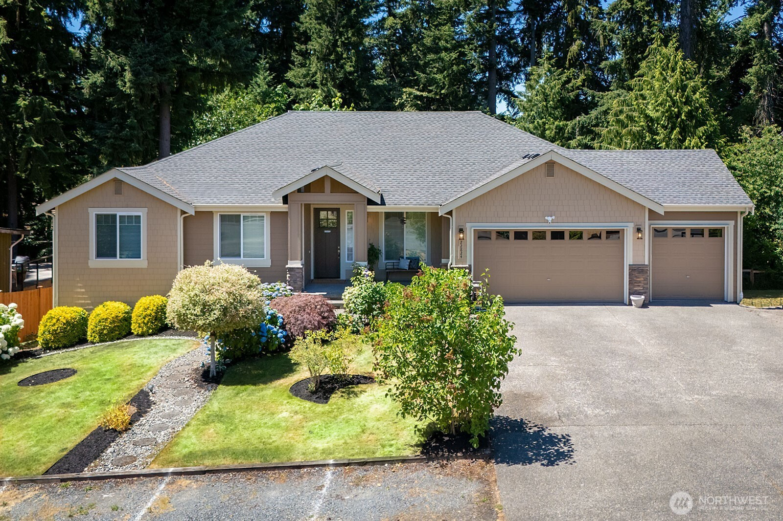 22824 35th Avenue W, Brier, WA 98036