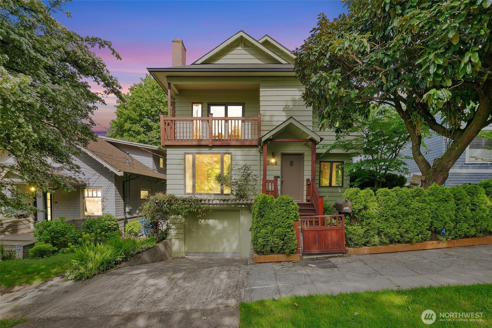 2418 Federal Avenue E, Seattle, WA 98102