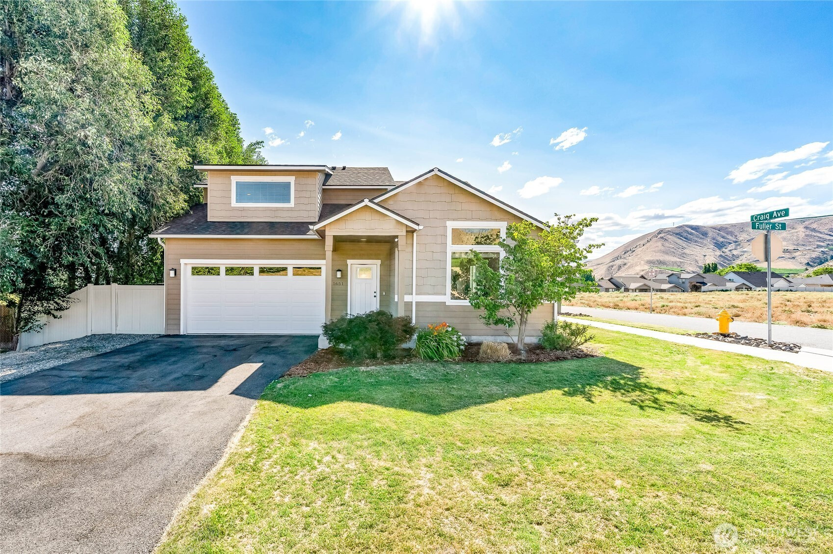 1651 Fuller Street, Wenatchee, WA 98801