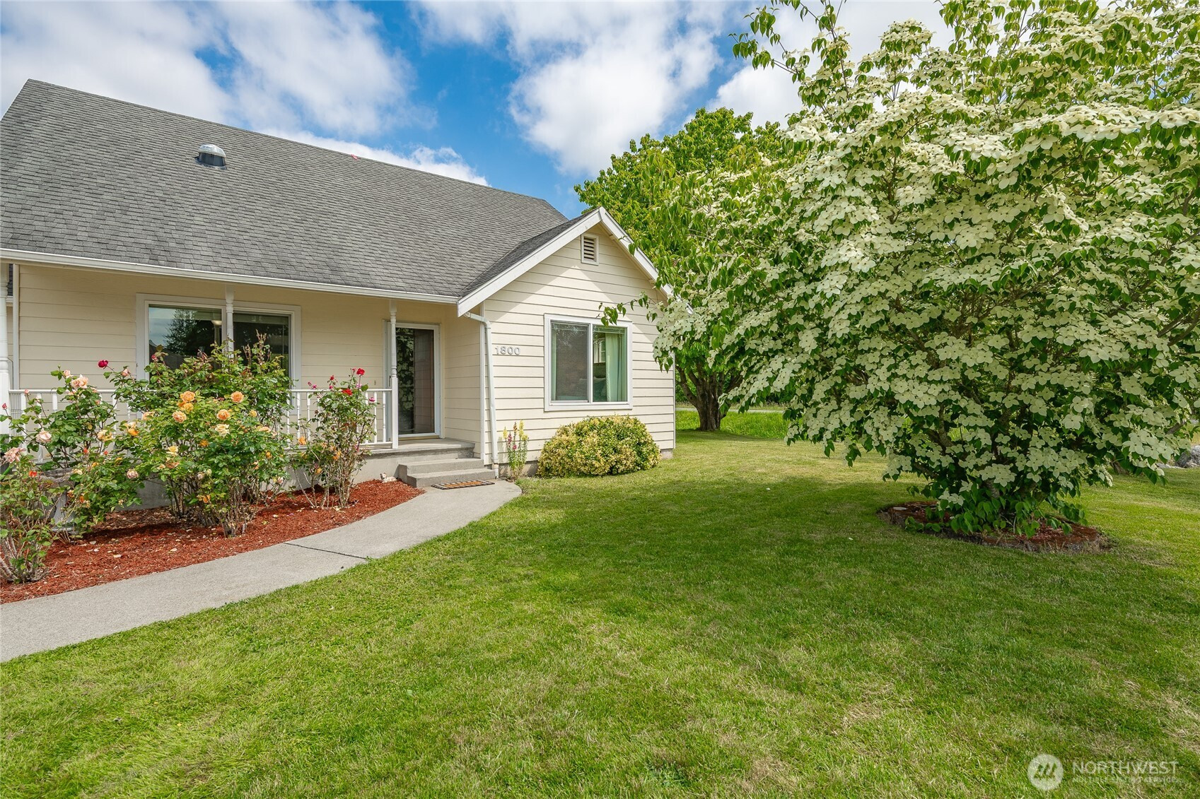 1800 Pine Street, Lynden, WA 98264
