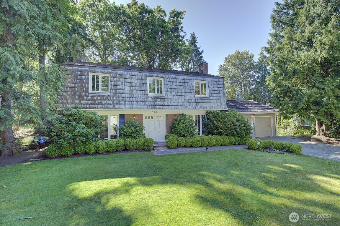 6741 81st Avenue SE, Mercer Island, WA 98040