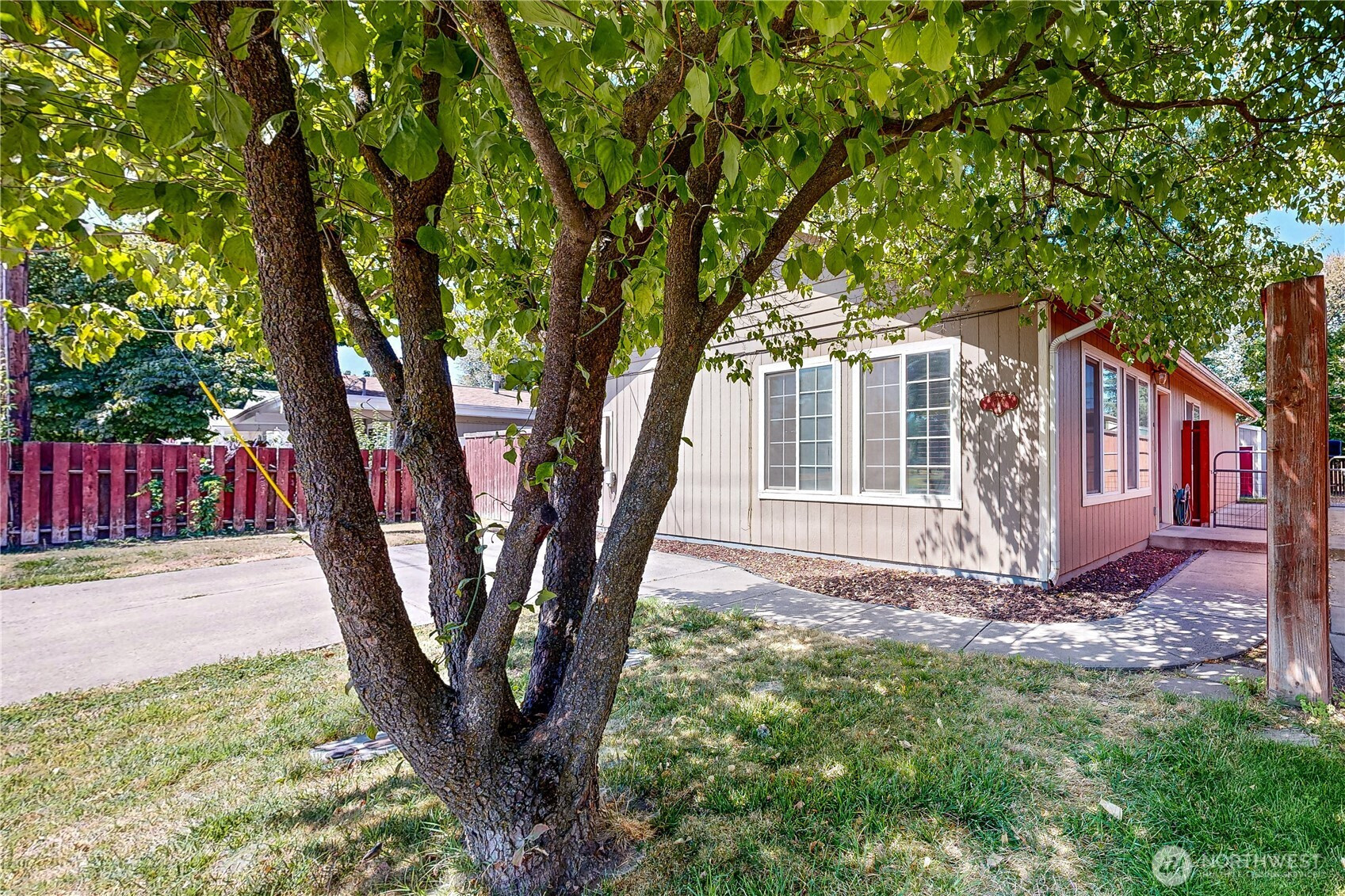 514 School Avenue, Walla Walla, WA 99362