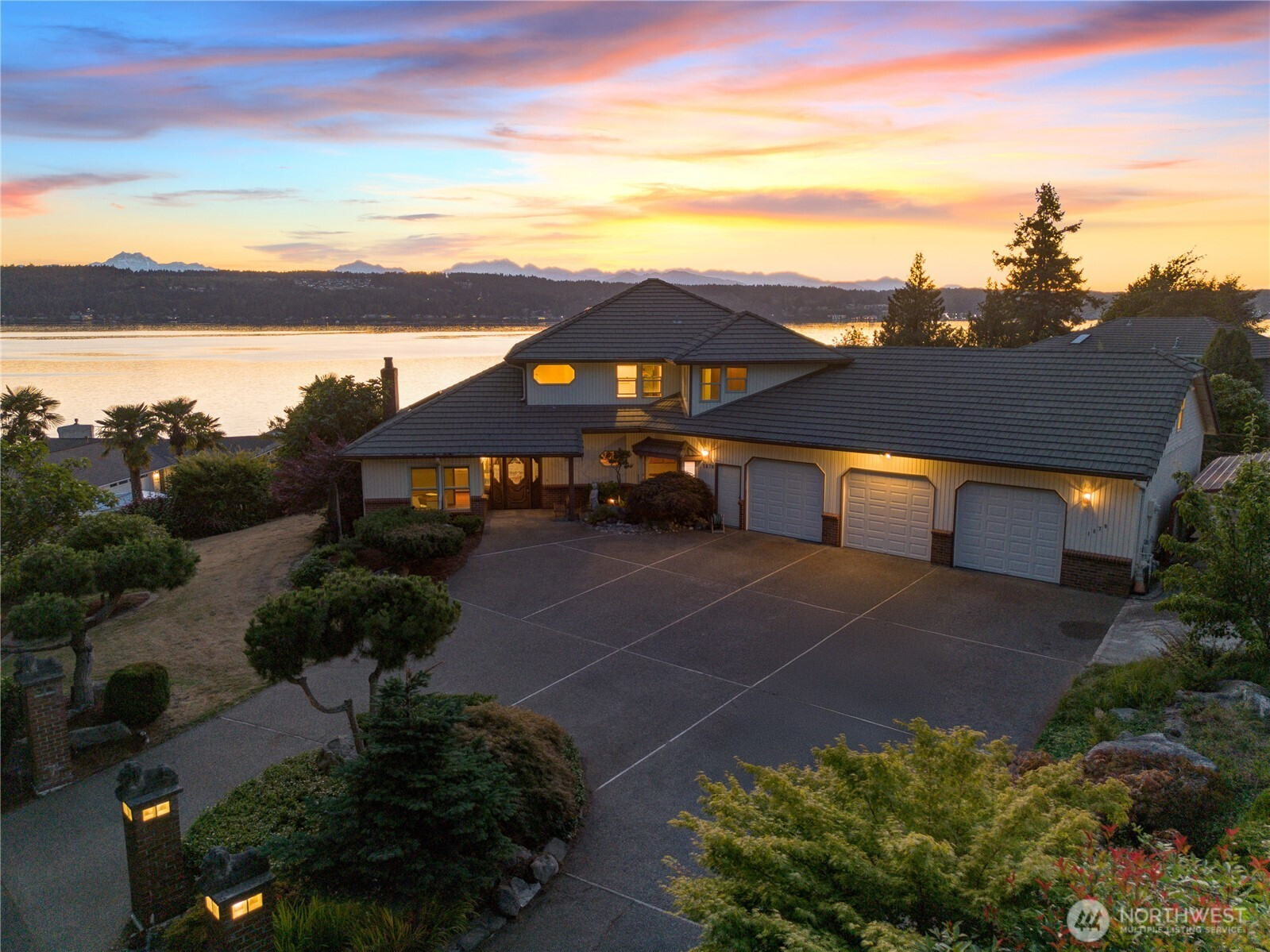 1870 NW Kint Drive, Bremerton, WA 98311