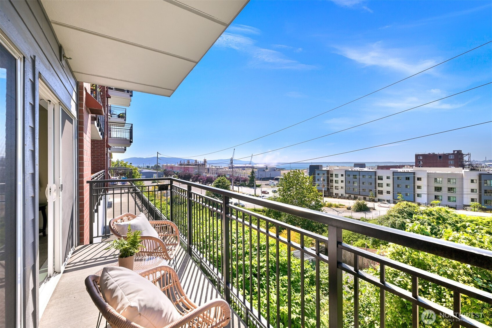 1015 Railroad Avenue, Bellingham, WA 98225