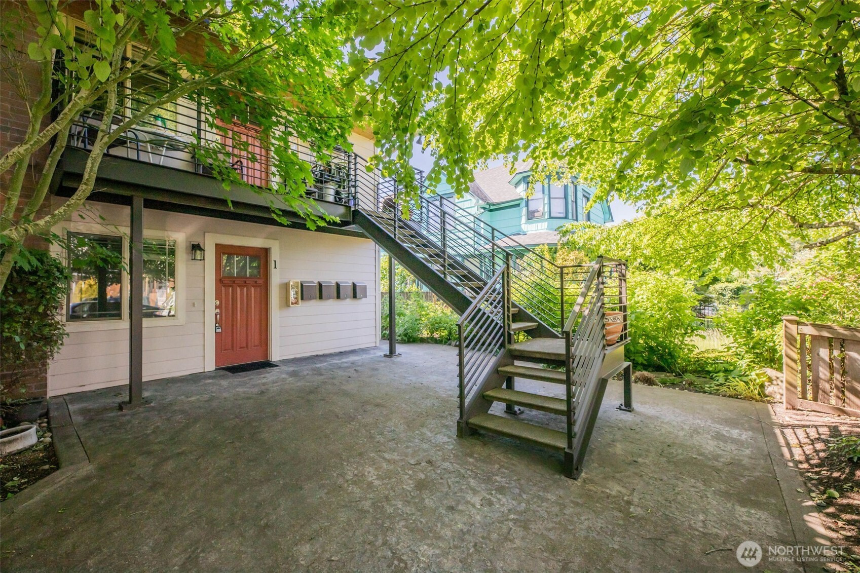 2014 Hoyt Avenue, Everett, WA 98201