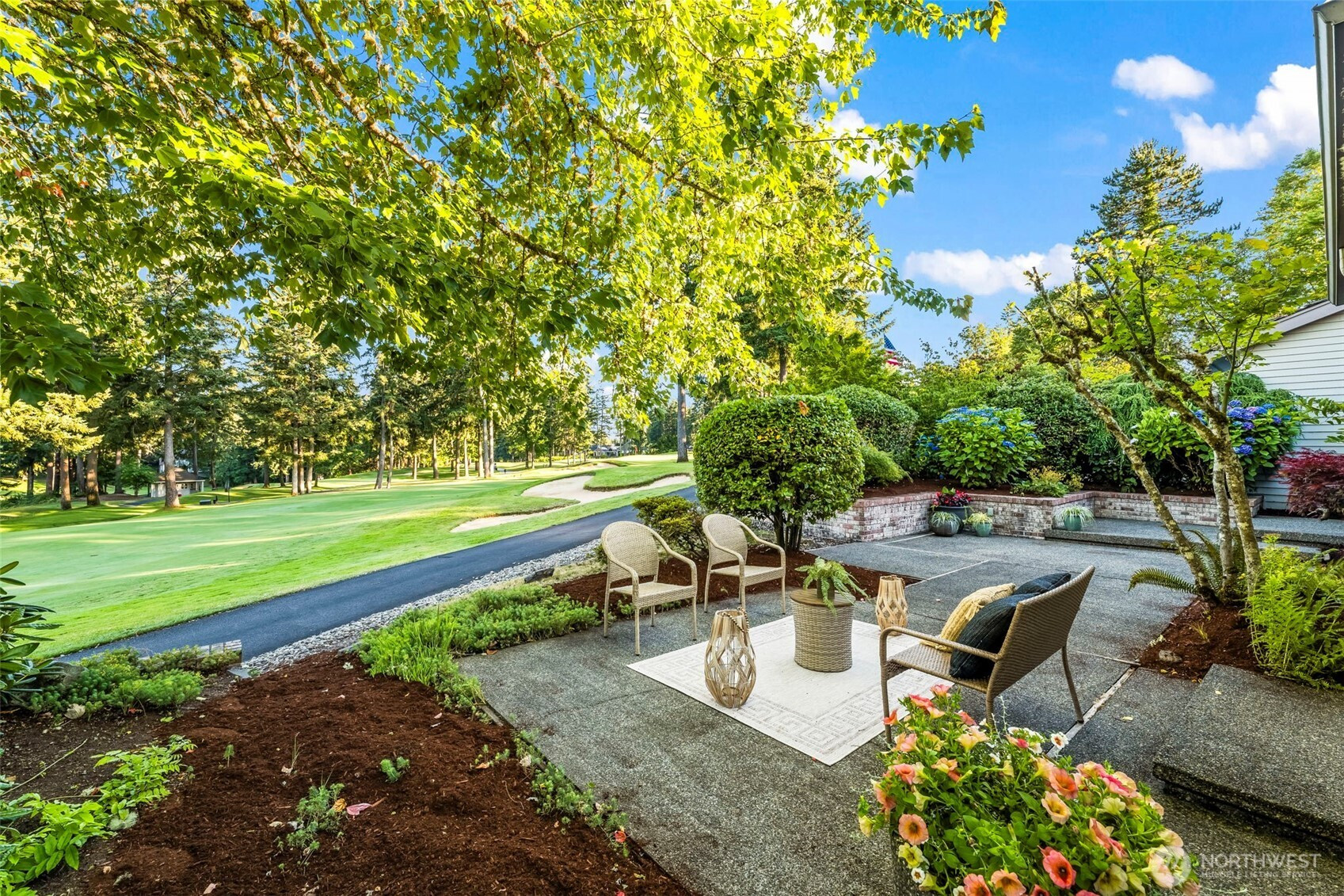 12711 54th Avenue NW, Gig Harbor, WA 98332