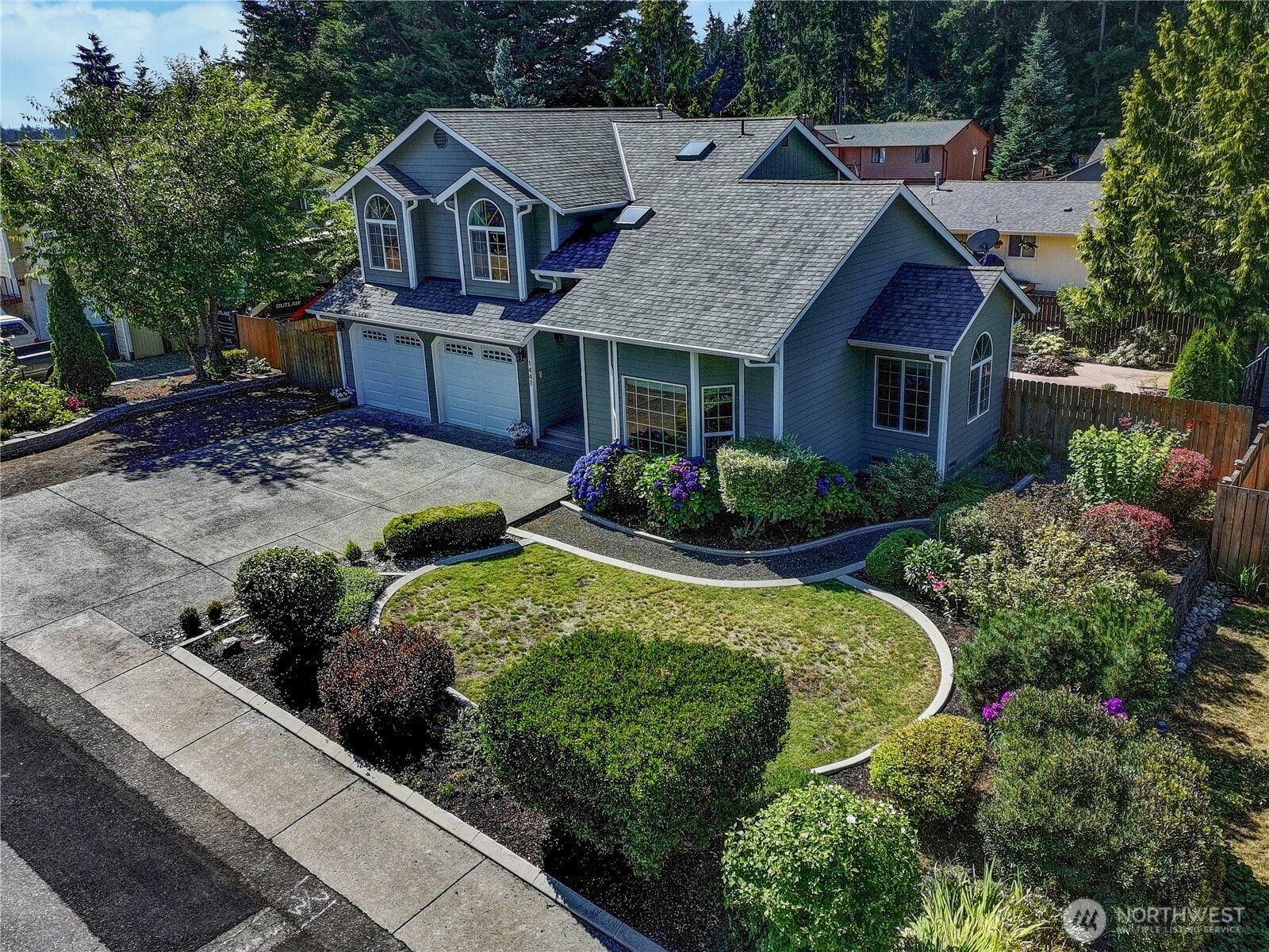 1441 NW Lakehill Circle, Silverdale, WA 98383