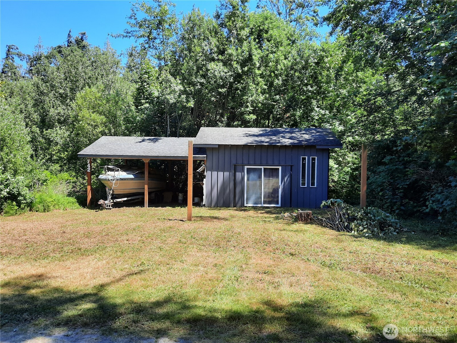 42 F Saratoga Dr, Hat Island, WA 98206