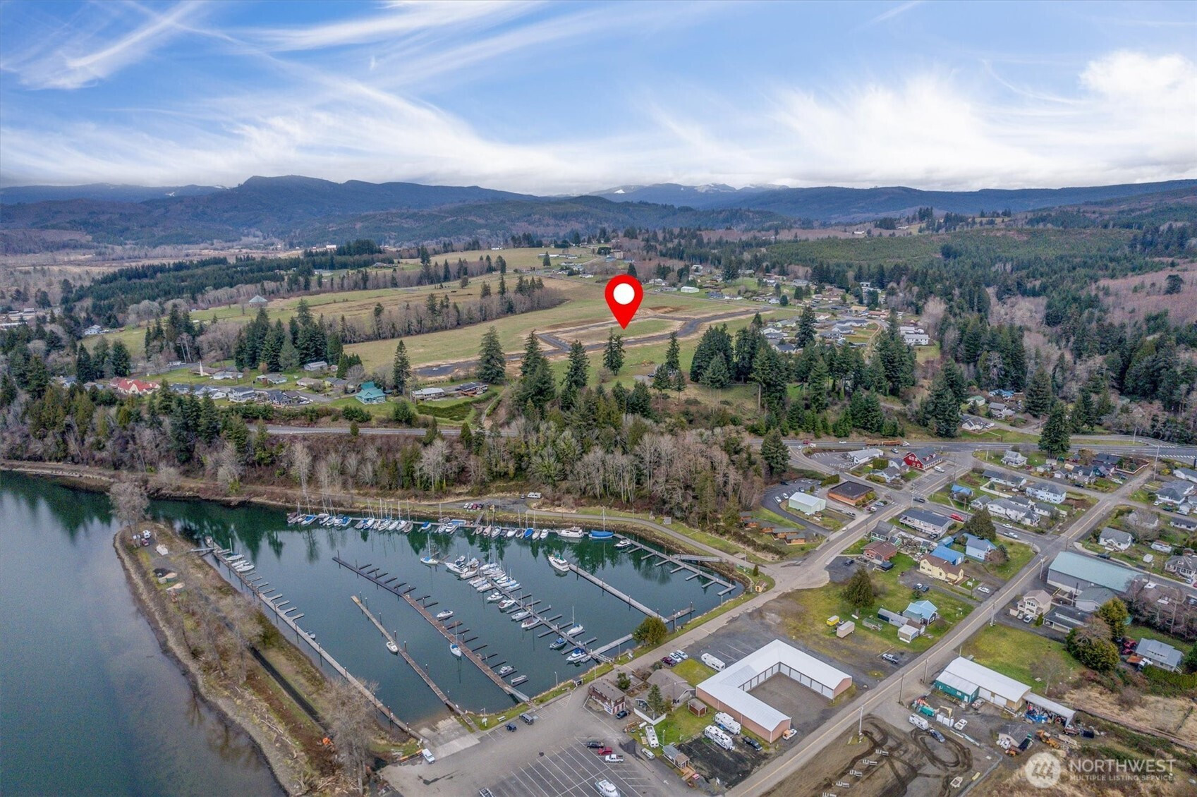 33 Sunnyfield Drive, Cathlamet, WA 98612