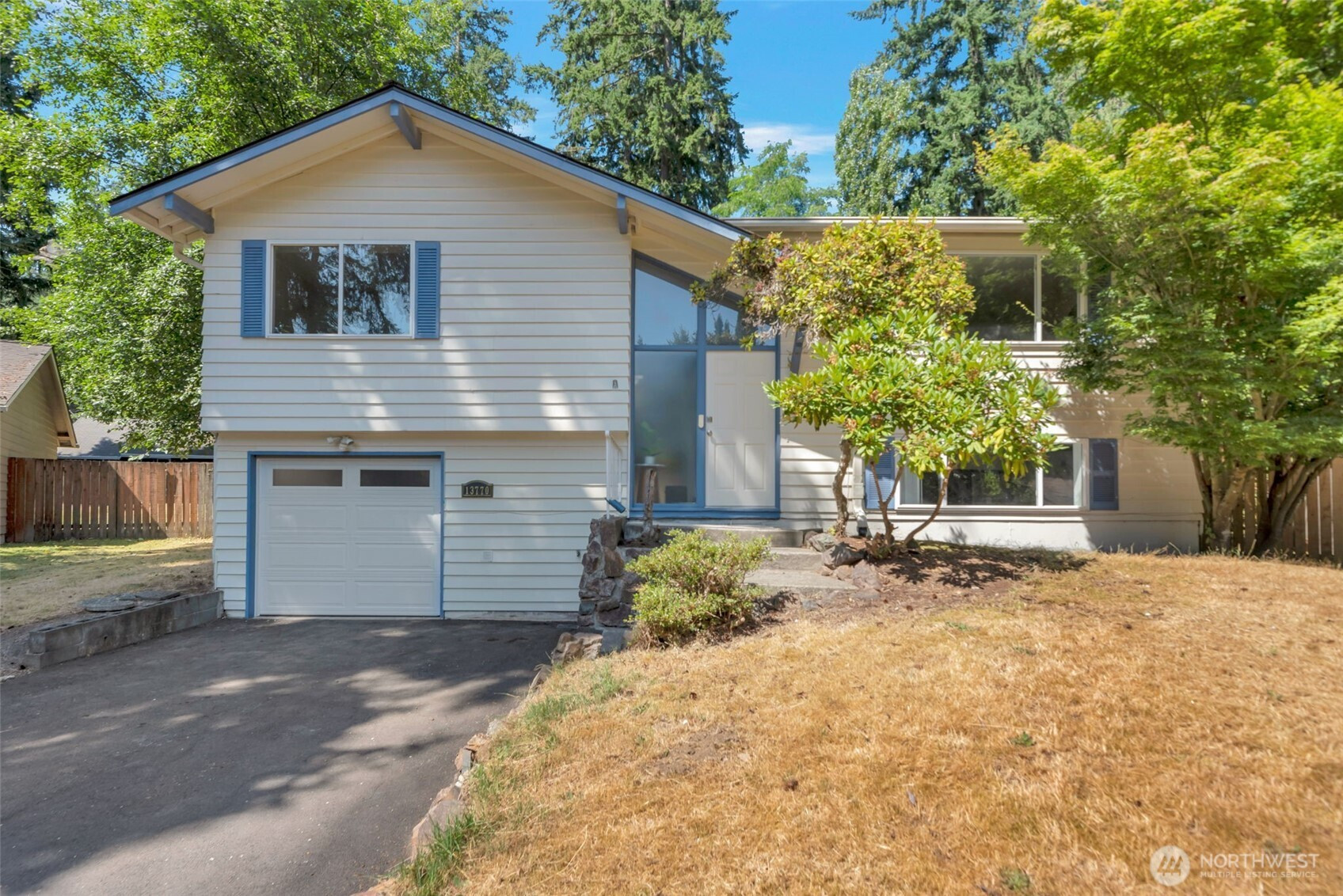 13770 NE 75th Place, Redmond, WA 98052
