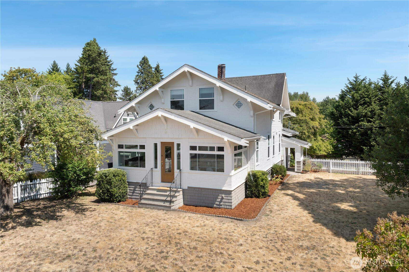 1104 S 223rd Street, Des Moines, WA 98198