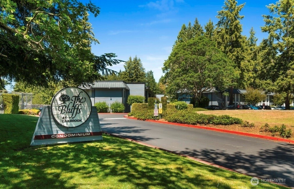 8401 Zircon Drive, Lakewood, WA 98498