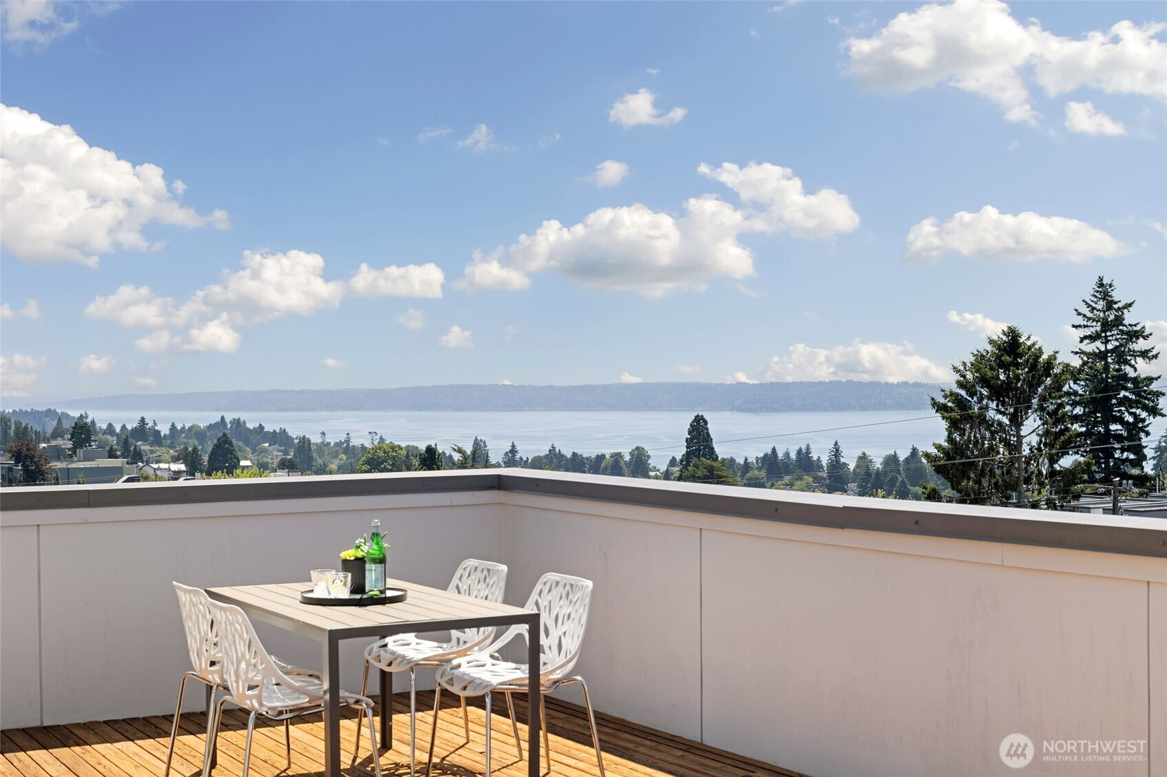 4151 California Avenue SW, Seattle, WA 98116