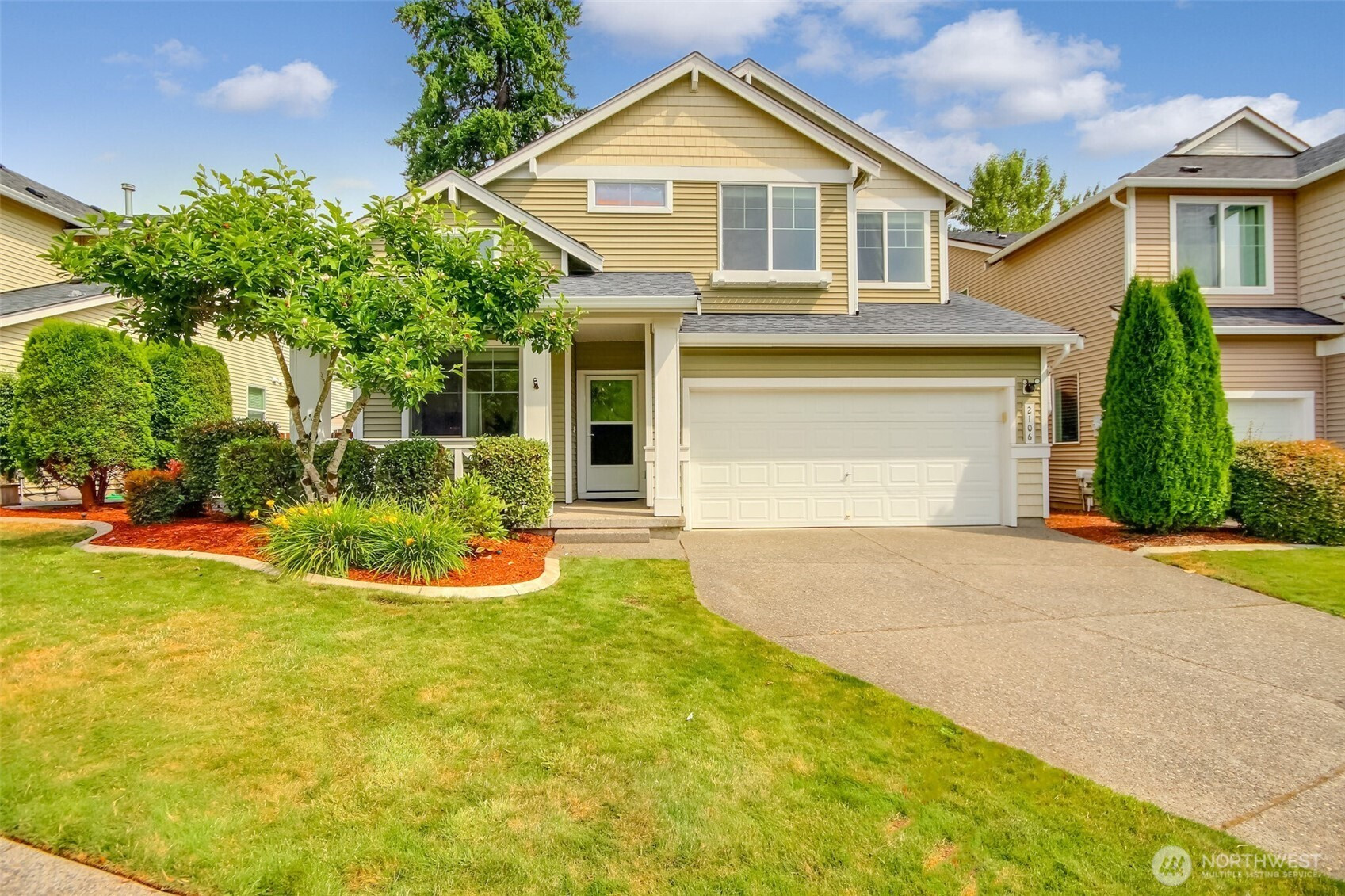 2106 170th Avenue E, Lake Tapps, WA 98391