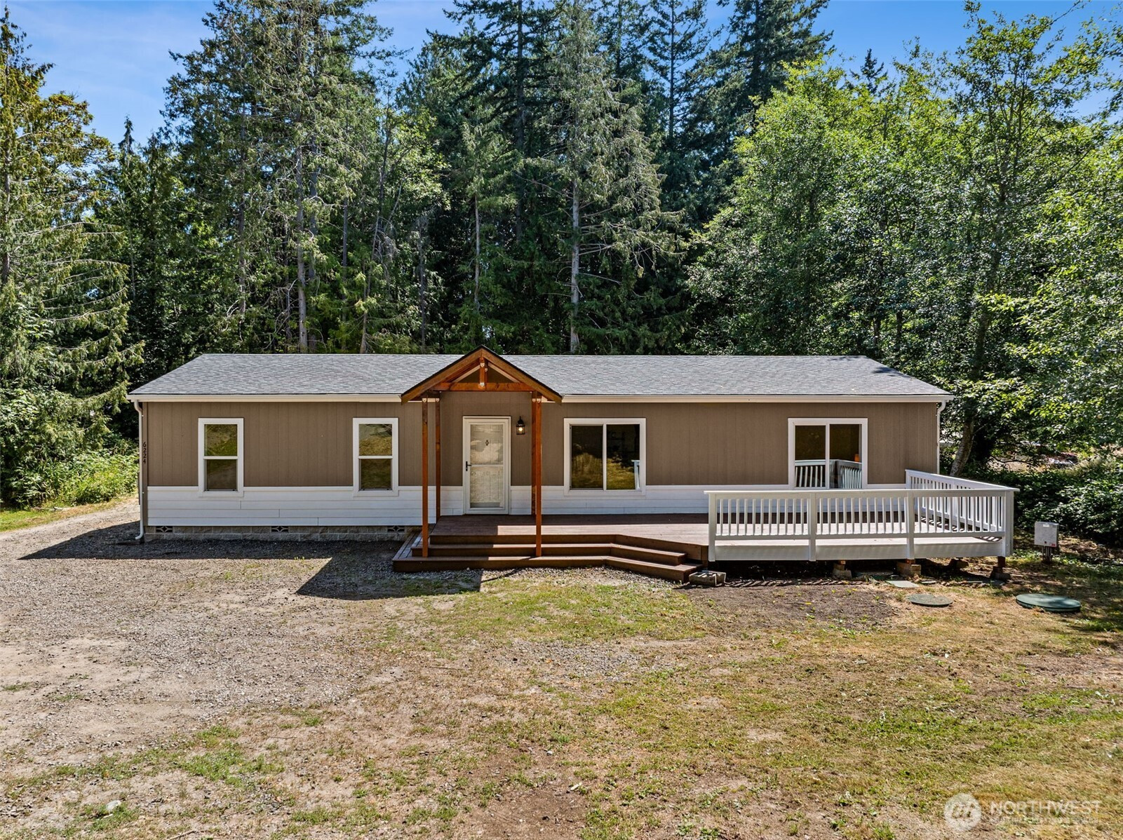 6224 Sunset Avenue NE, Bremerton, WA 98311