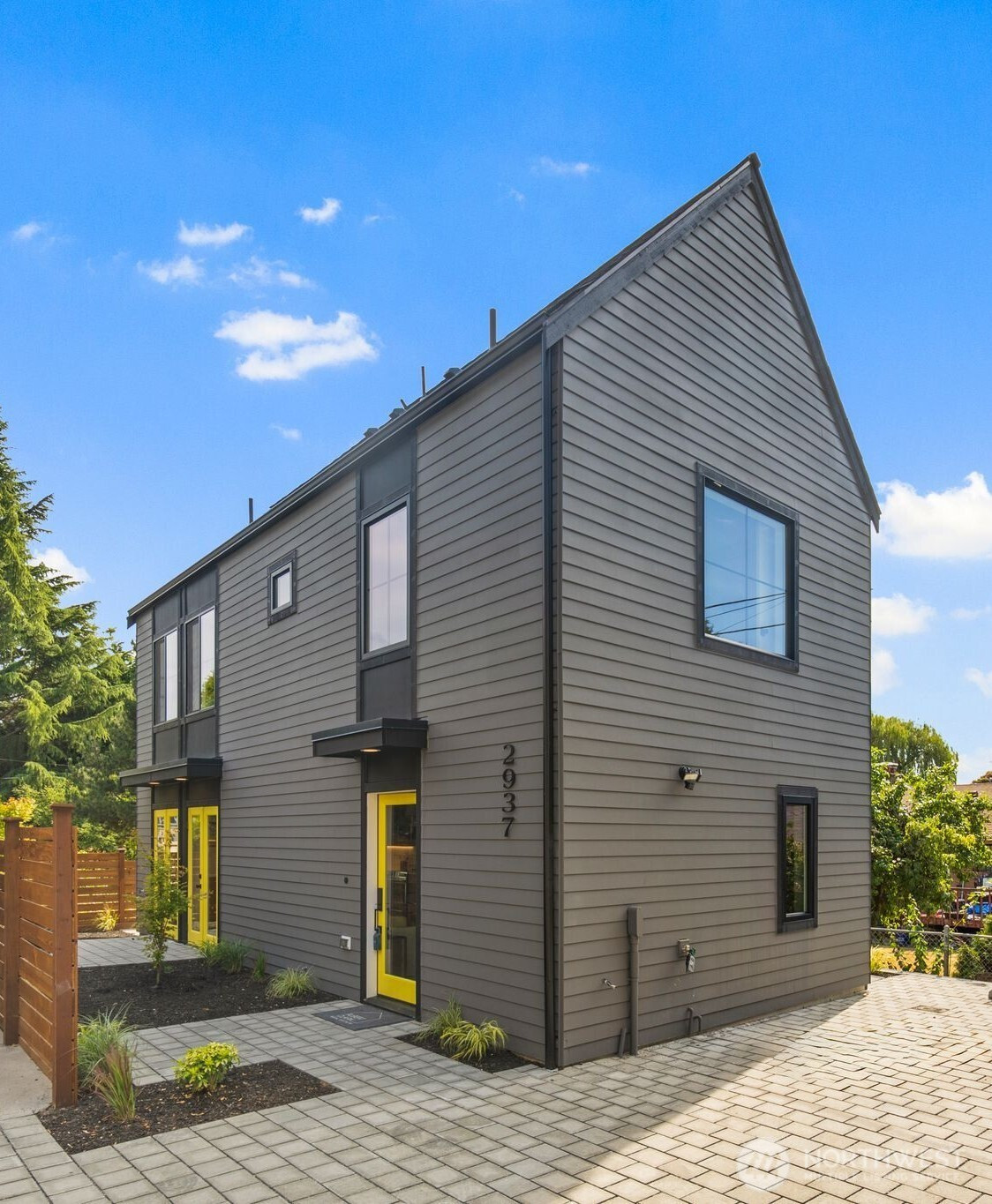 2937 36th Avenue S, Seattle, WA 98144