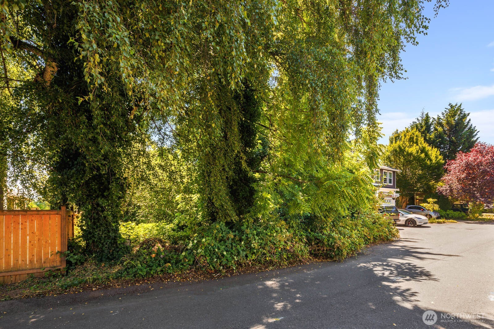 672 Lind Avenue NW, Renton, WA 98057