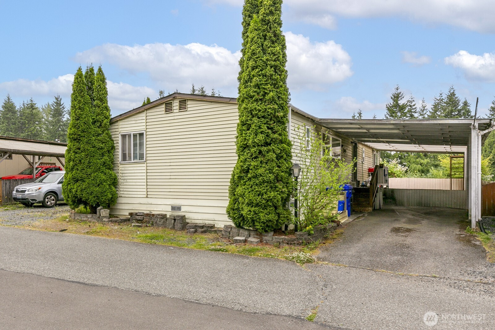 7701 Hardeson Drive, Everett, WA 98203