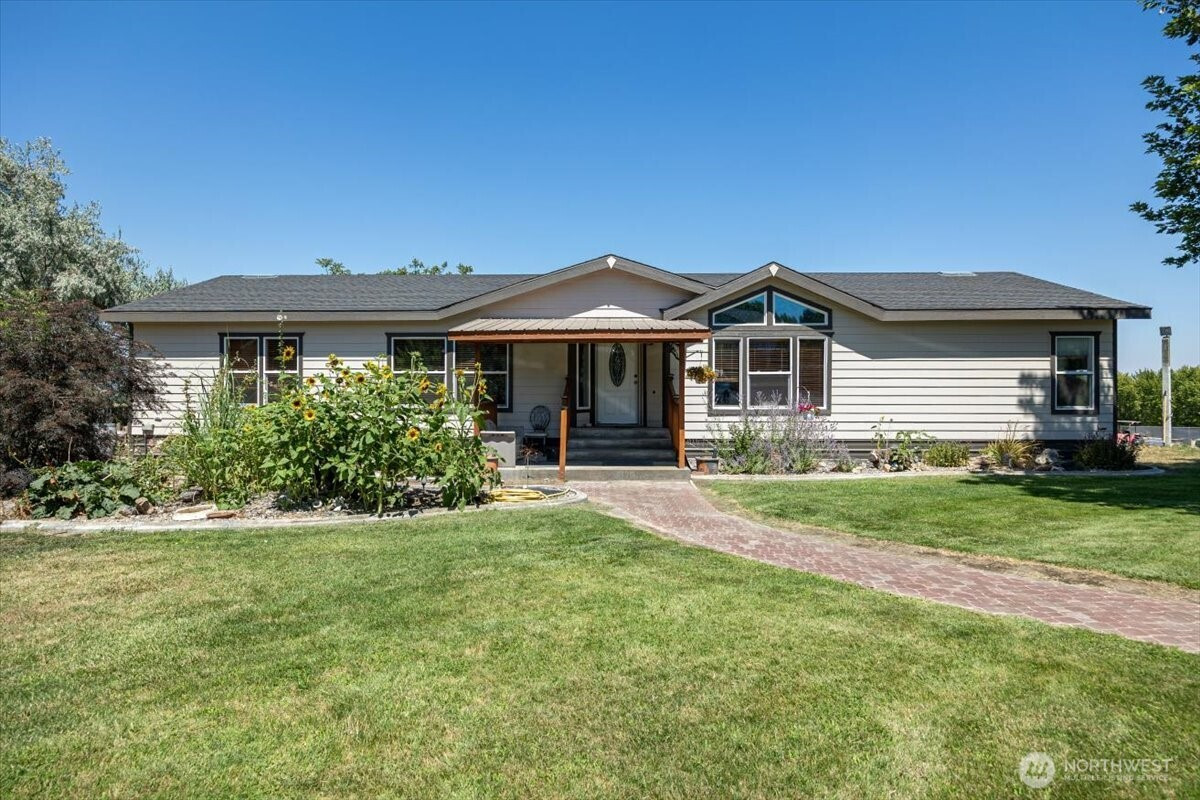 28509 N Dallas Road, Richland, WA 99532