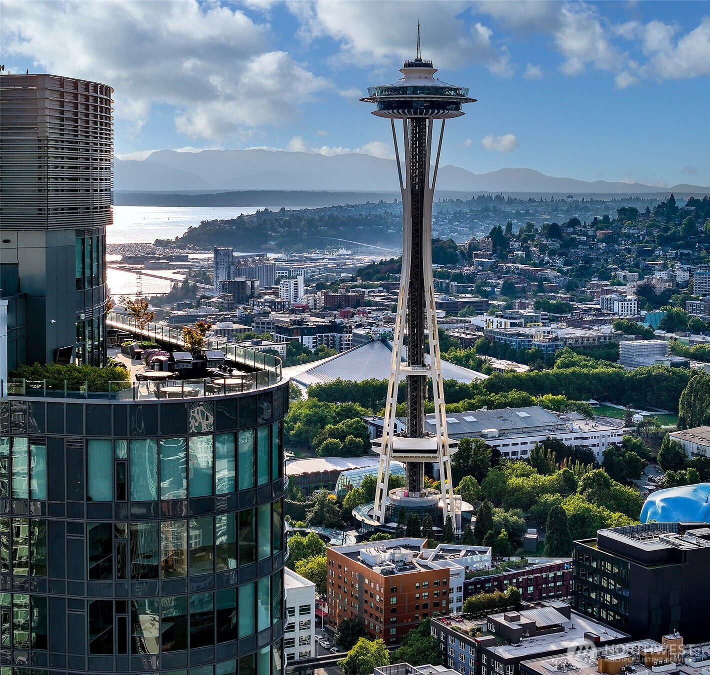 2510 6th Avenue, Seattle, WA 98121