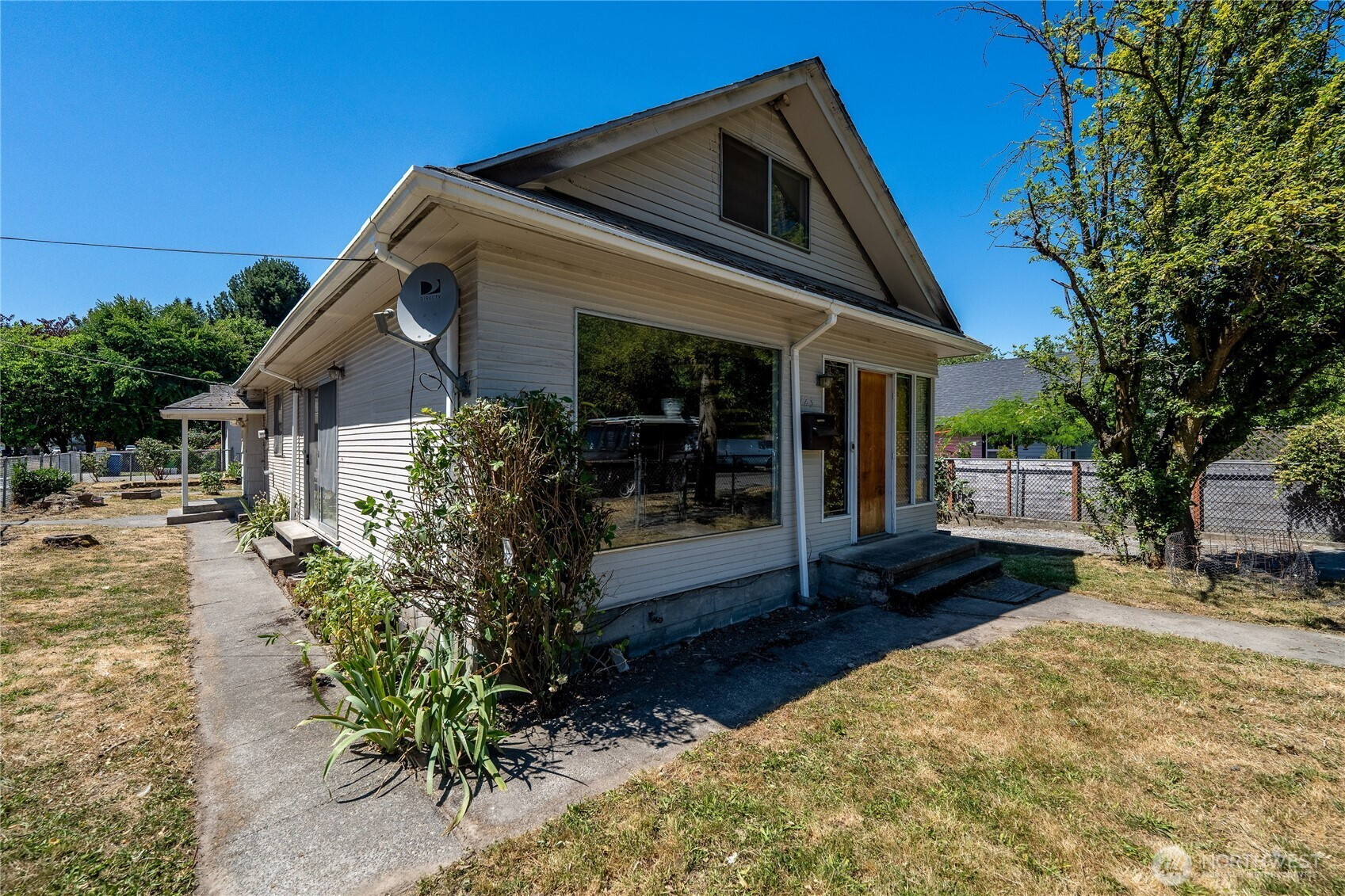 8723 7th Avenue S, Seattle, WA 98108