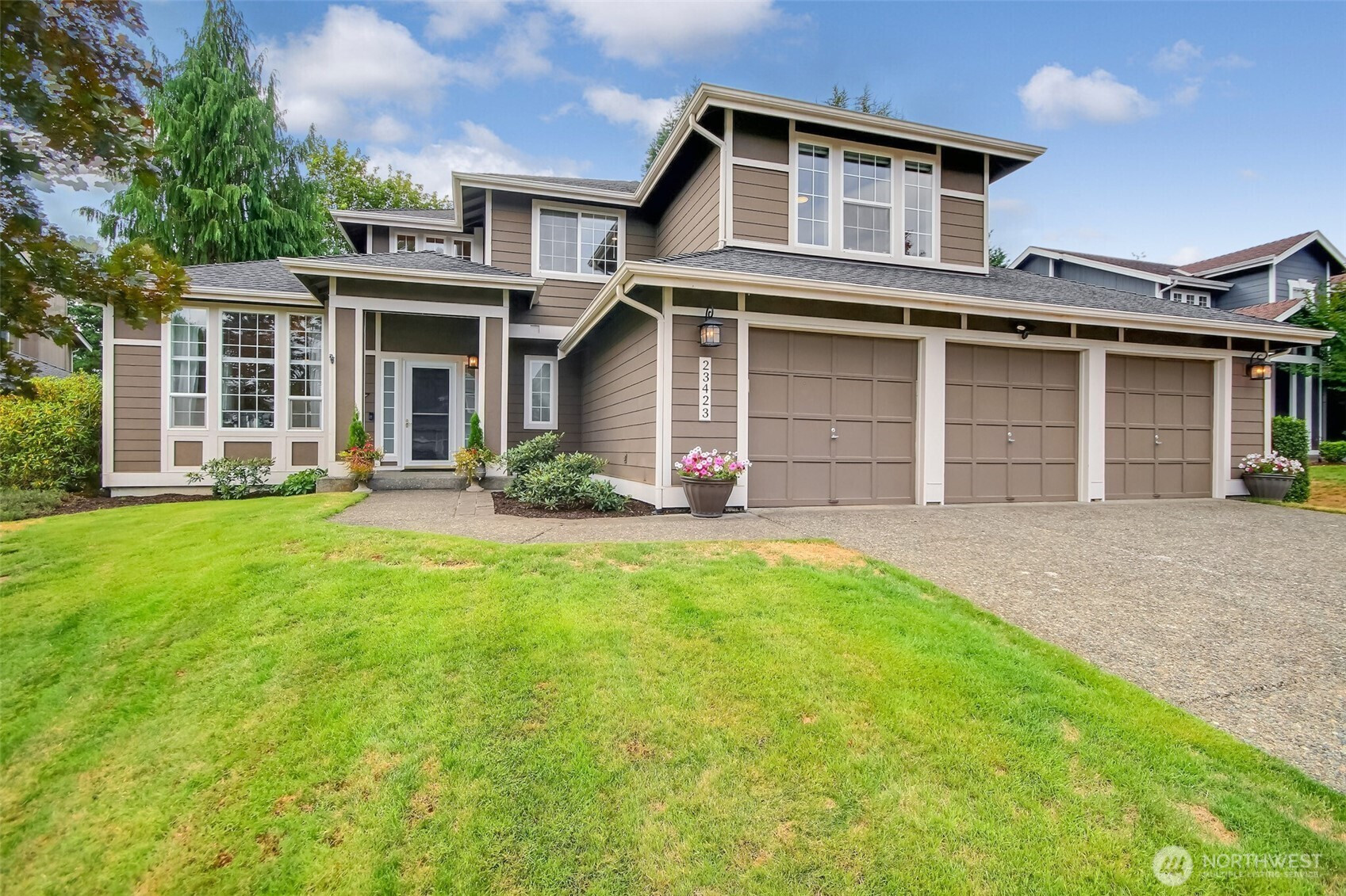 23423 SE 247th Court, Maple Valley, WA 98038