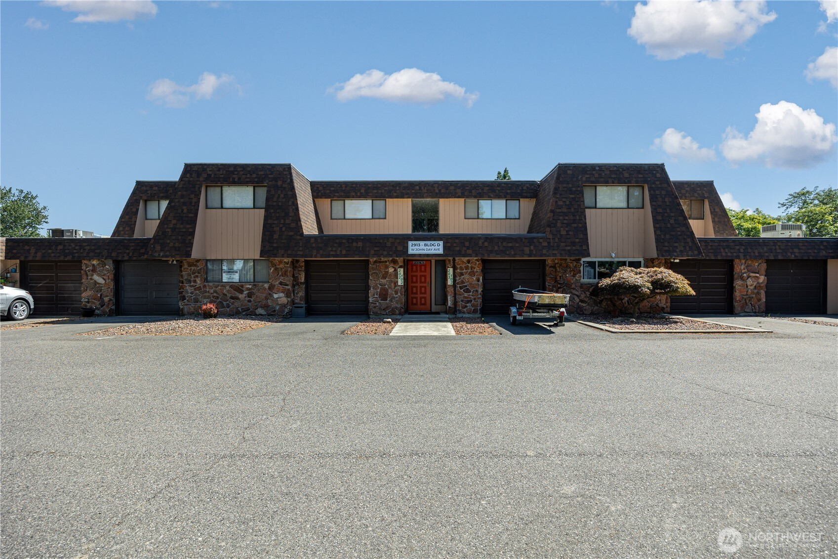 2913 W John Day Avenue, Kennewick, WA 99336