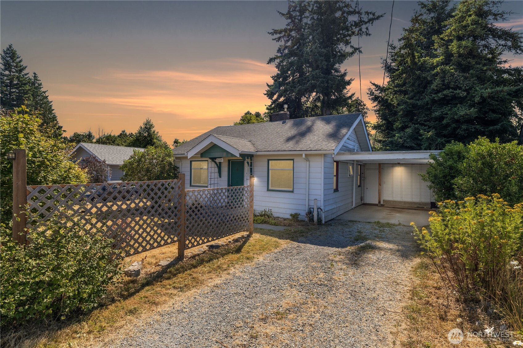 3229 Pinewood Avenue, Bellingham, WA 98225
