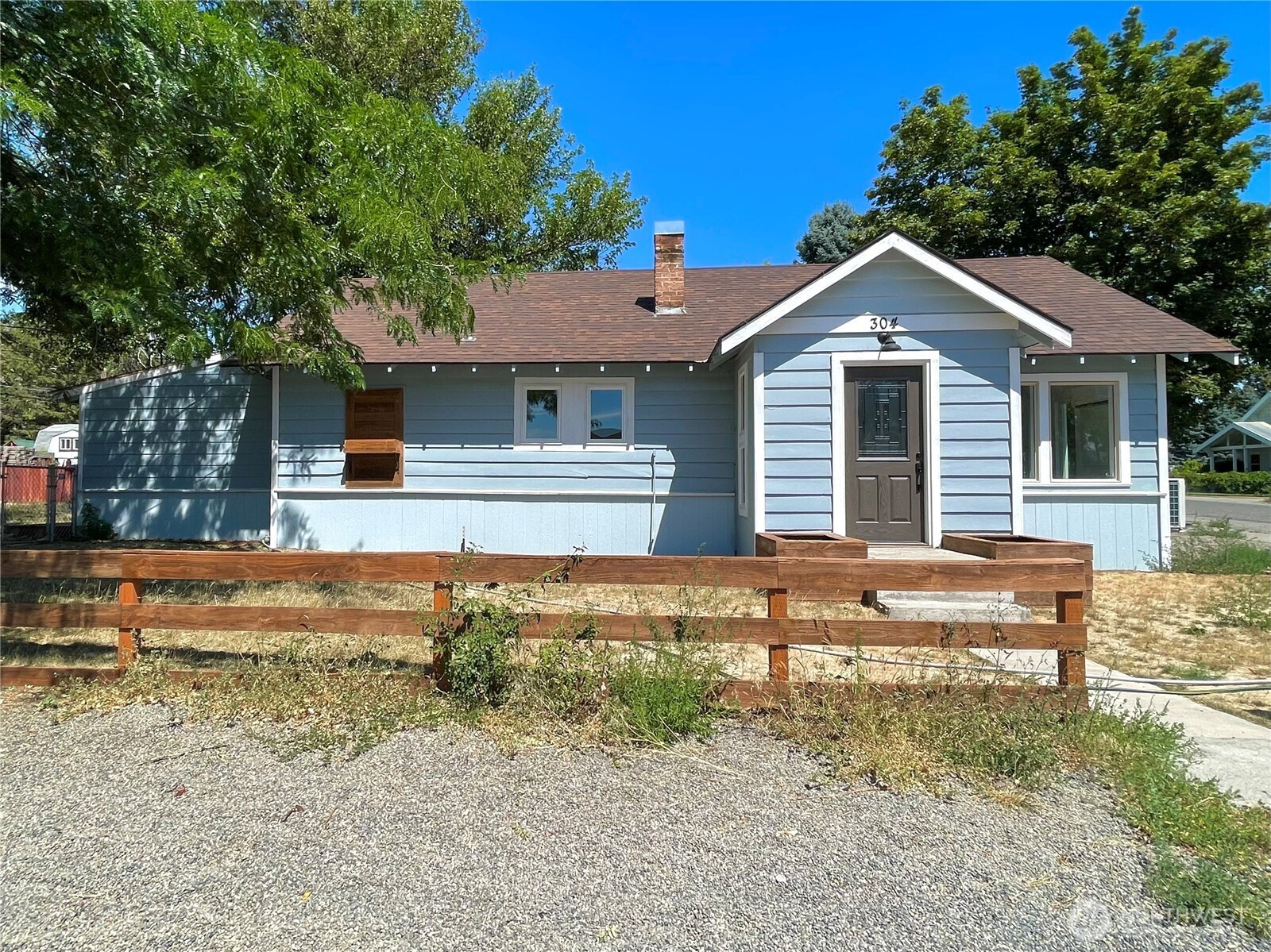 304 Apple Avenue W, Omak, WA 98841