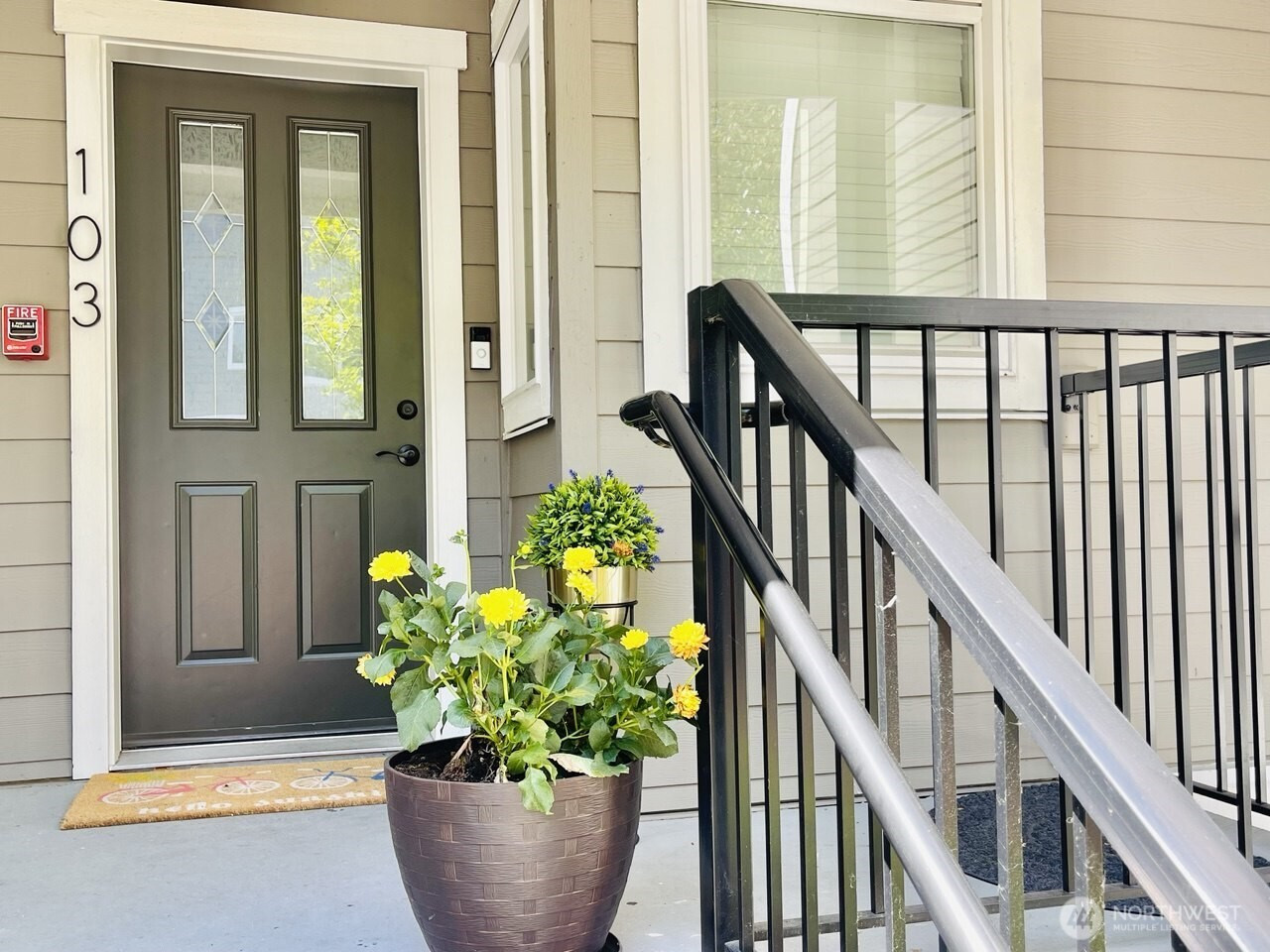 7322 Rainier Avenue S, Seattle, WA 98118