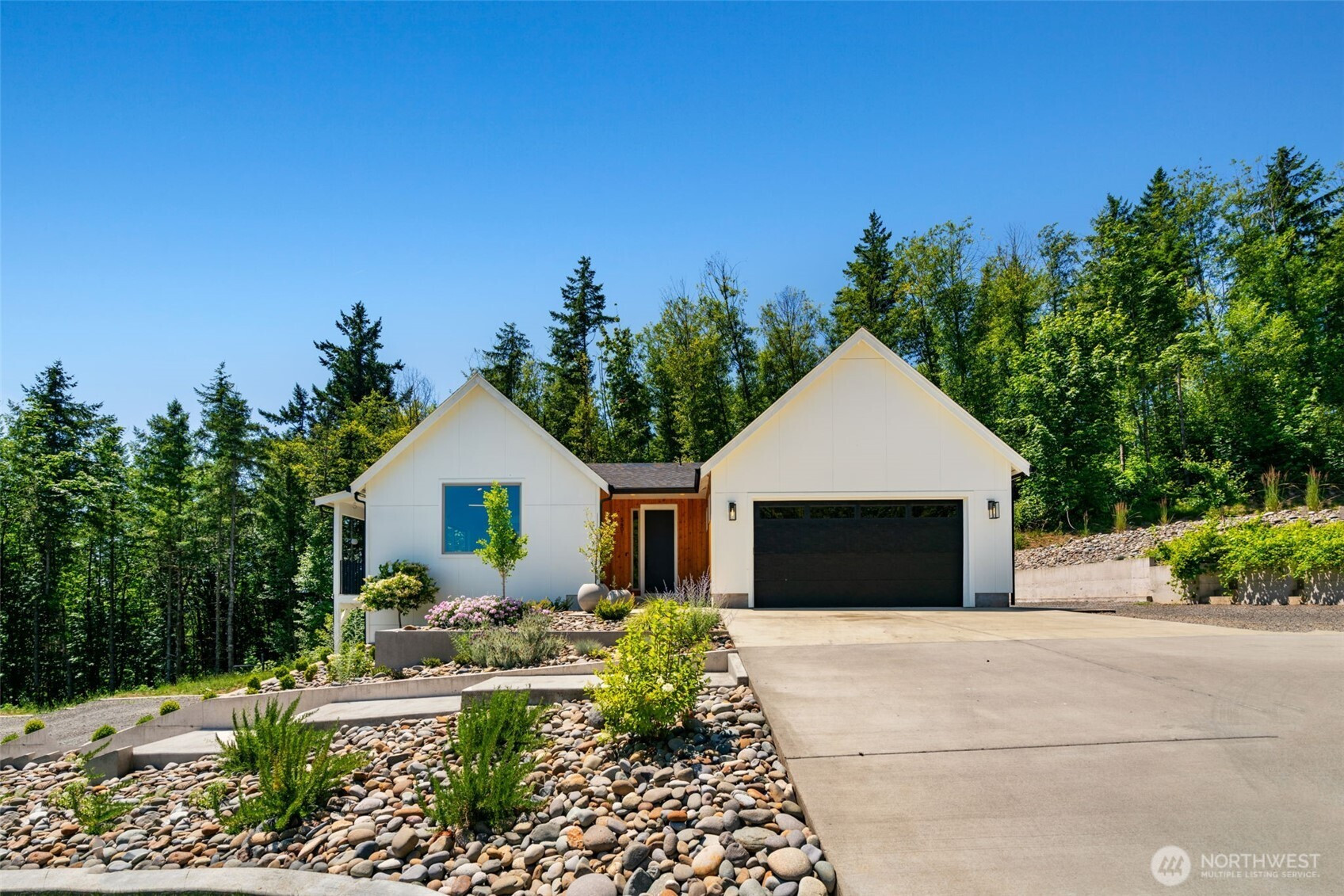 5601 Lewis River Road, Ariel, WA 98603