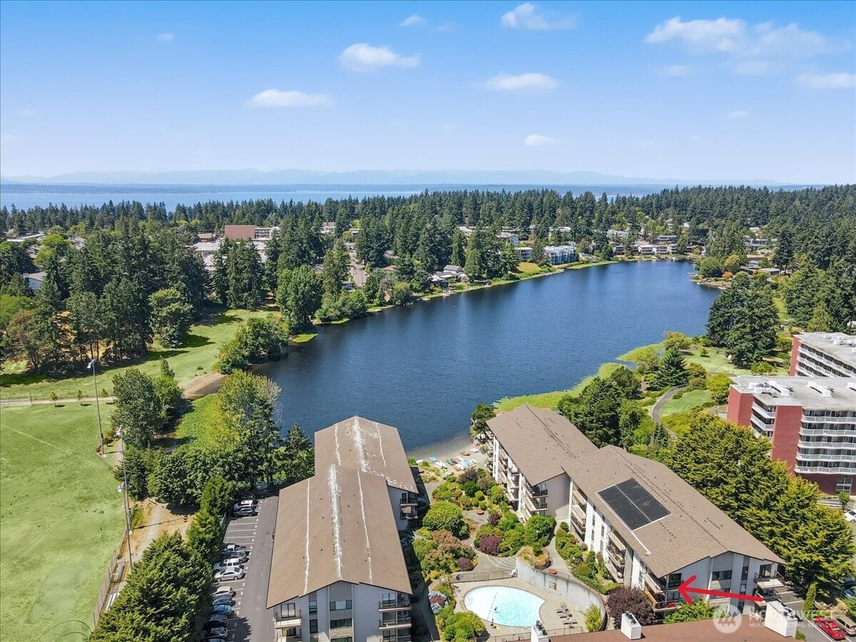 13229 Linden Avenue N, Seattle, WA 98133