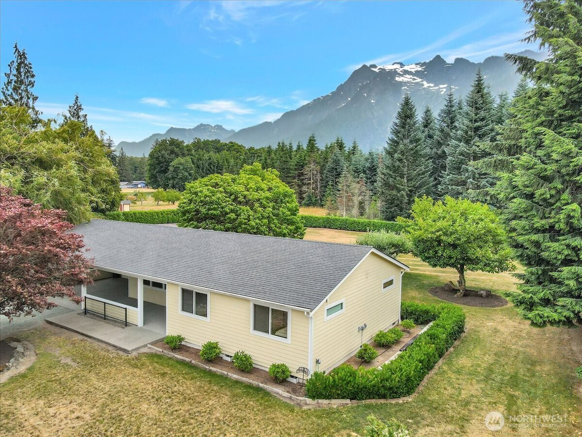 38324 State Route 530 NE, Arlington, WA 98223