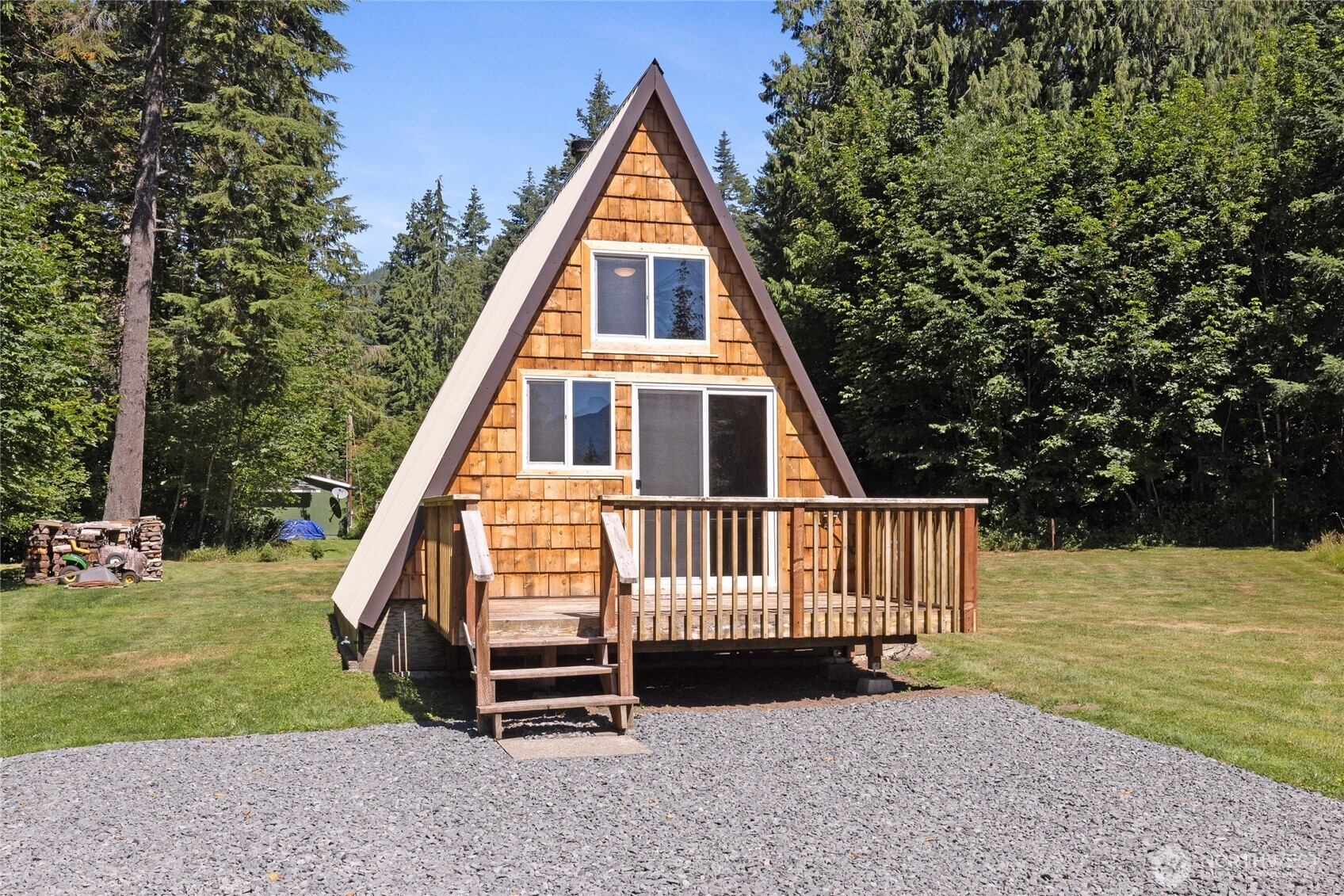 55504 311th Avenue Ct E, Ashford, WA 98304