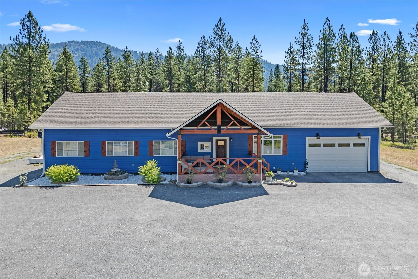 1196 Sunrise Way, Evans, WA 99126