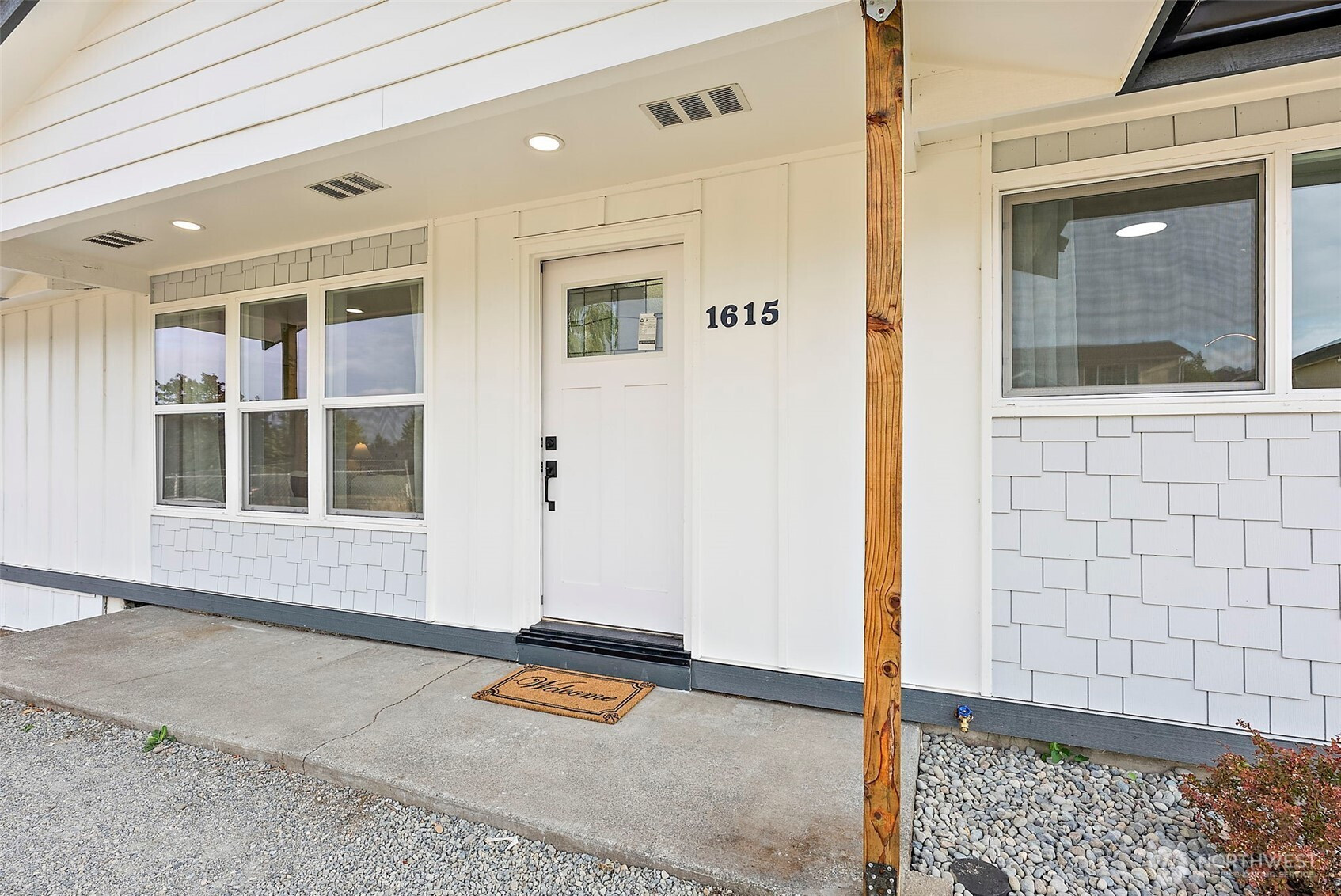 1615 S 84th Street, Tacoma, WA 98444