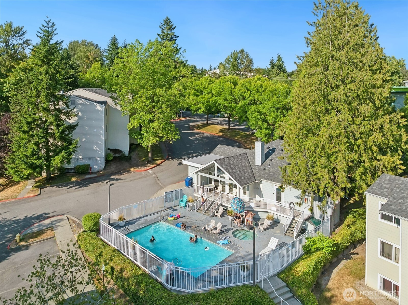 975 Aberdeen Avenue NE, Renton, WA 98056