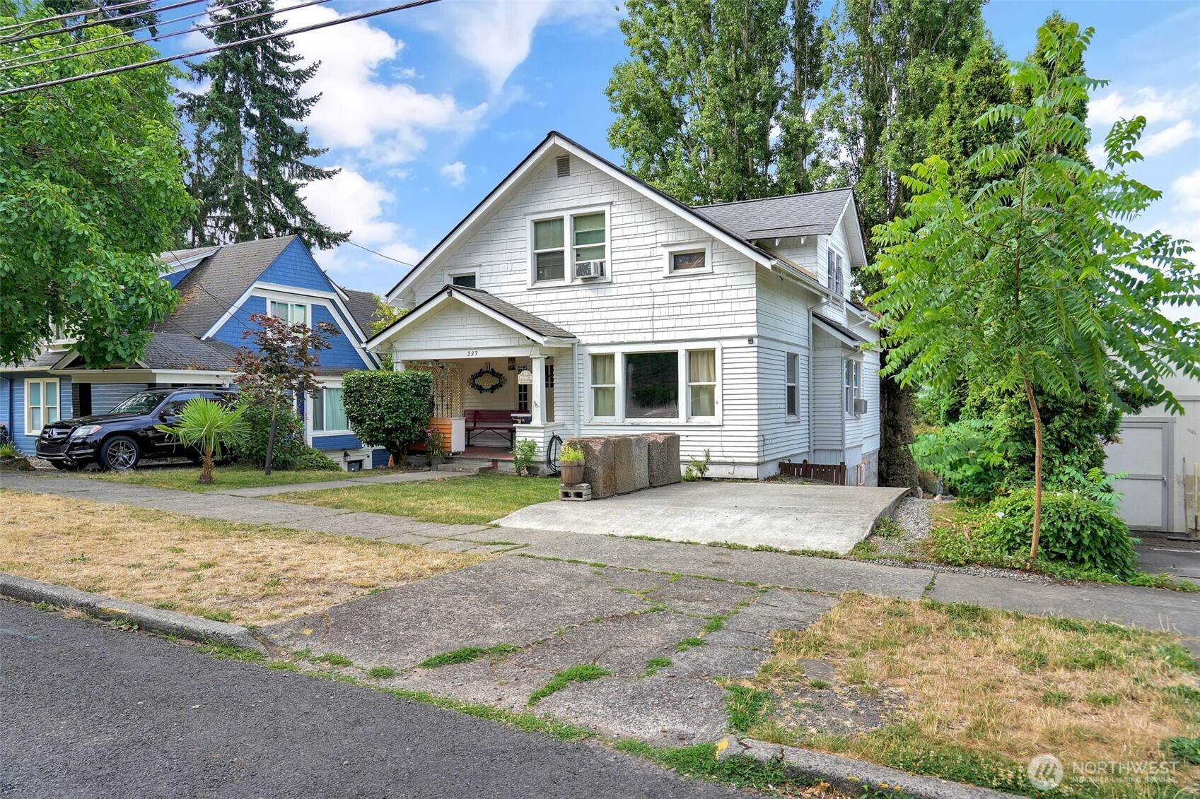 233 NE Washington Avenue, Chehalis, WA 98532