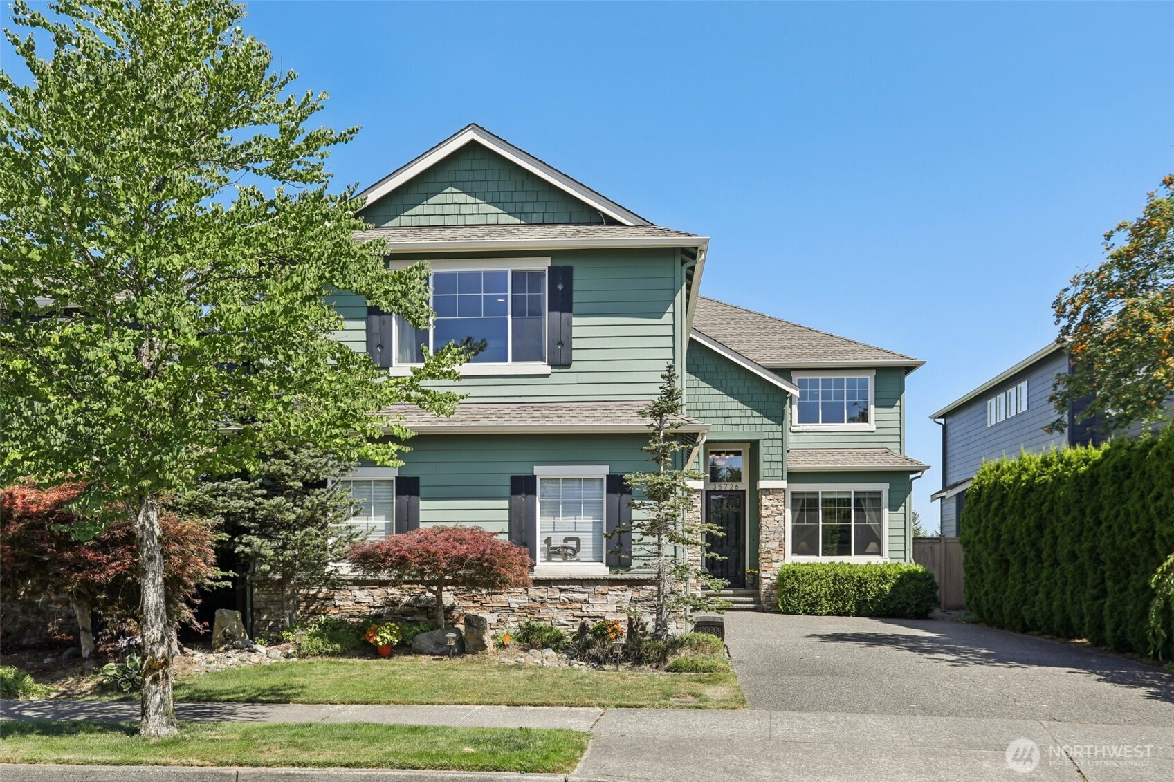 35726 SE Crest View Loop, Snoqualmie, WA 98065