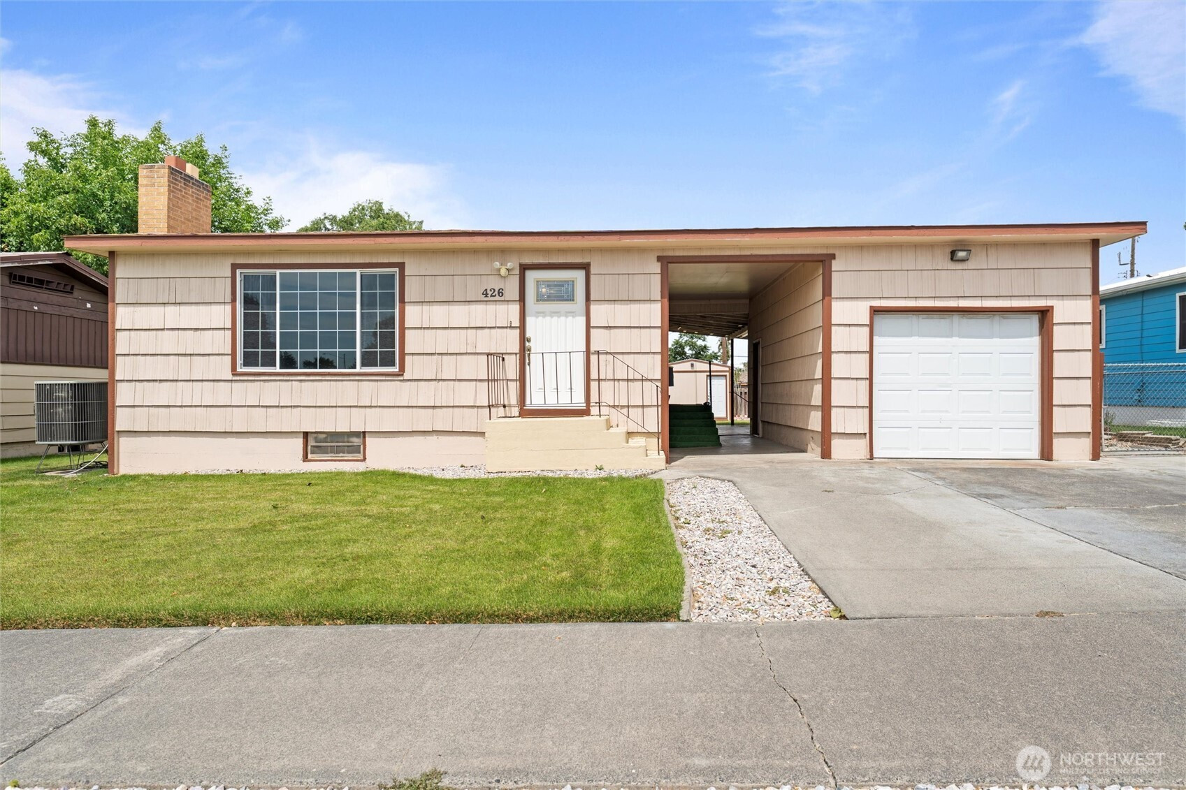 426 E Brown Avenue, Moses Lake, WA 98837