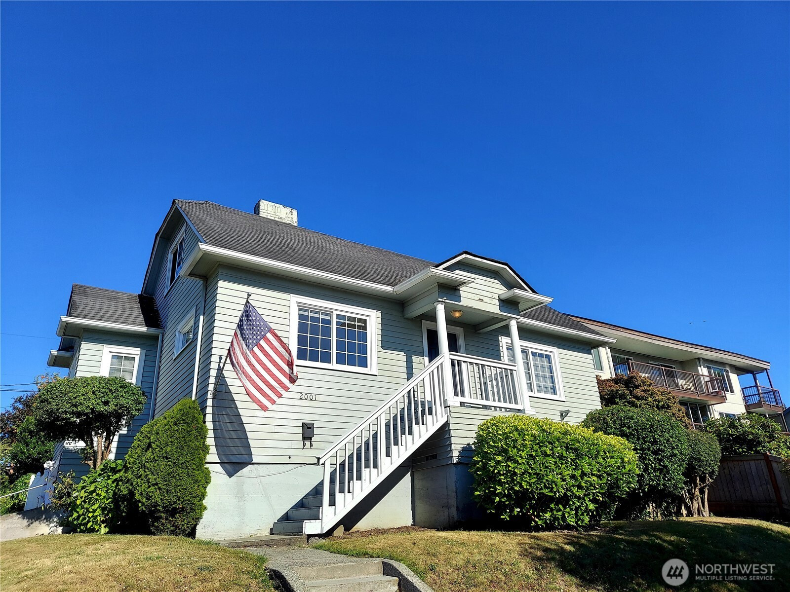 2001 Grand Avenue, Everett, WA 98201