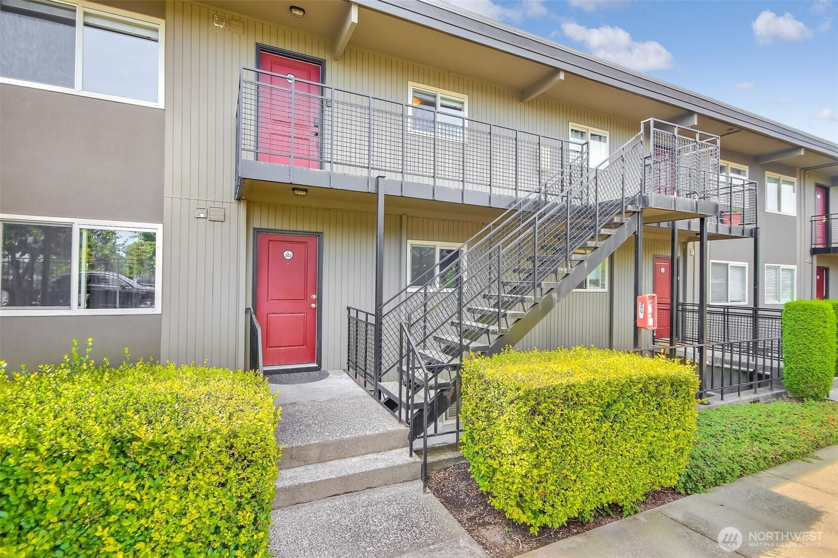 1102 S 27th, Tacoma, WA 98409