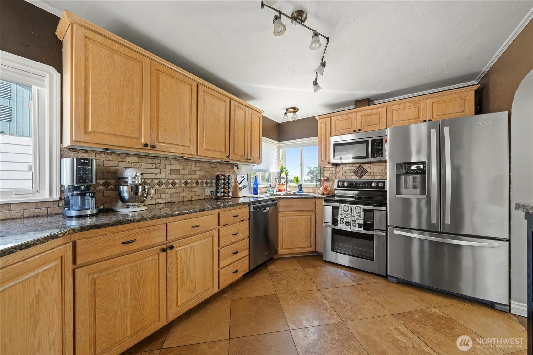 211 Fairview Pl, Ephrata, WA 98823